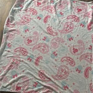 Pink Paisley Fleece Throw Blanket